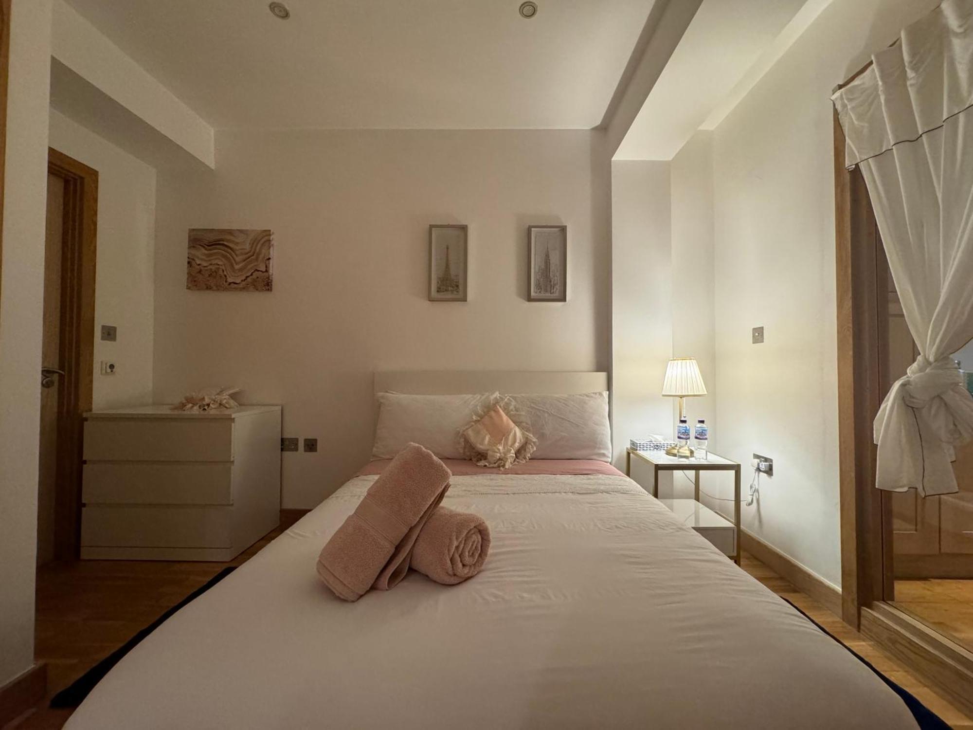 The Noko 2 Bedroom Apartment Central London By Wild ロンドン エクステリア 写真